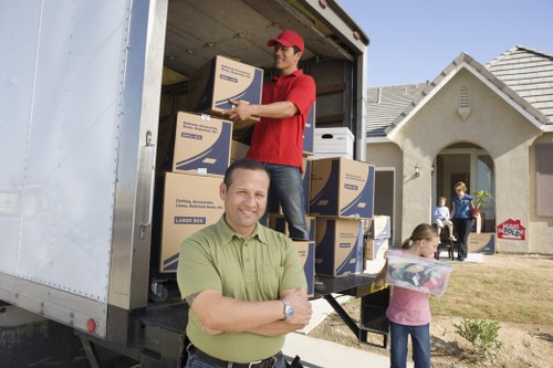 Local removal service assisting with a home move across France