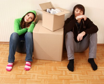 Apartment moving service in France with stair access considerations
