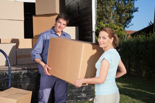Preparation checklist for a man with van move in France